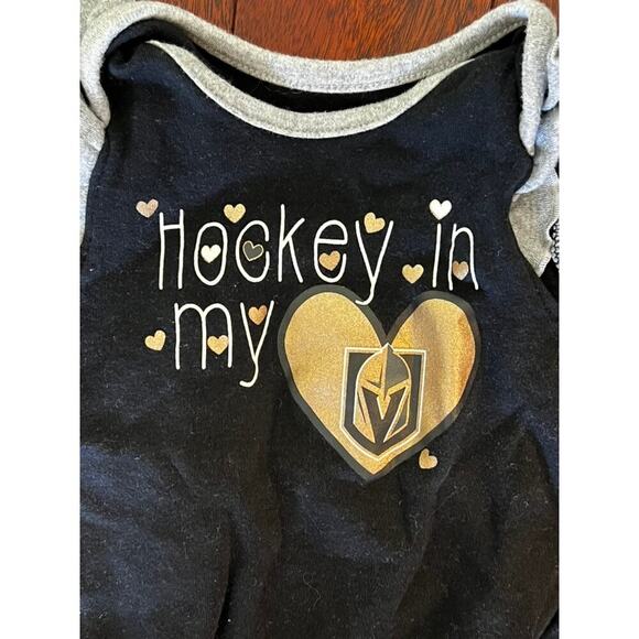 Baby Las Vegas Knights Hockey onesie 0-3 months Hockey in my heart black gold - Picture 3 of 5